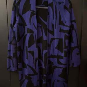 Chico's Travelers Collection Jacquard Cardigan Size 0